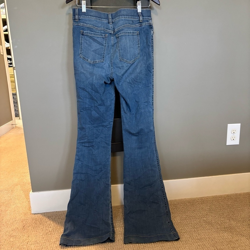 Spanx Everywear Flare Blue Jeans - size M​​ - Picture 7 of 9